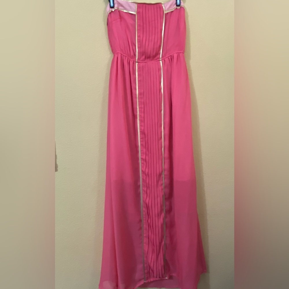 Elegant Pink Maxi Dress - Picture 2 of 10